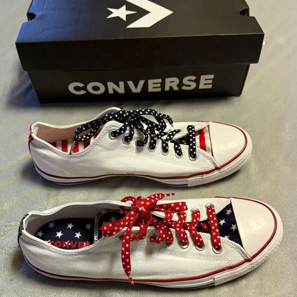 Converse ~ New In Box ~ Men’s Size 10 ~ Women’s Size 12 ~ Chuck Taylor All Star - Picture 2 of 16